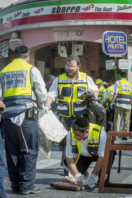 sbarro bombing, security forces helping
