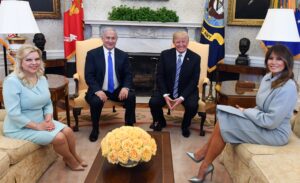 Benjamin Netanyahu and Sara Netanyahu meeting with Donald Trump and Melania Trump at the White House